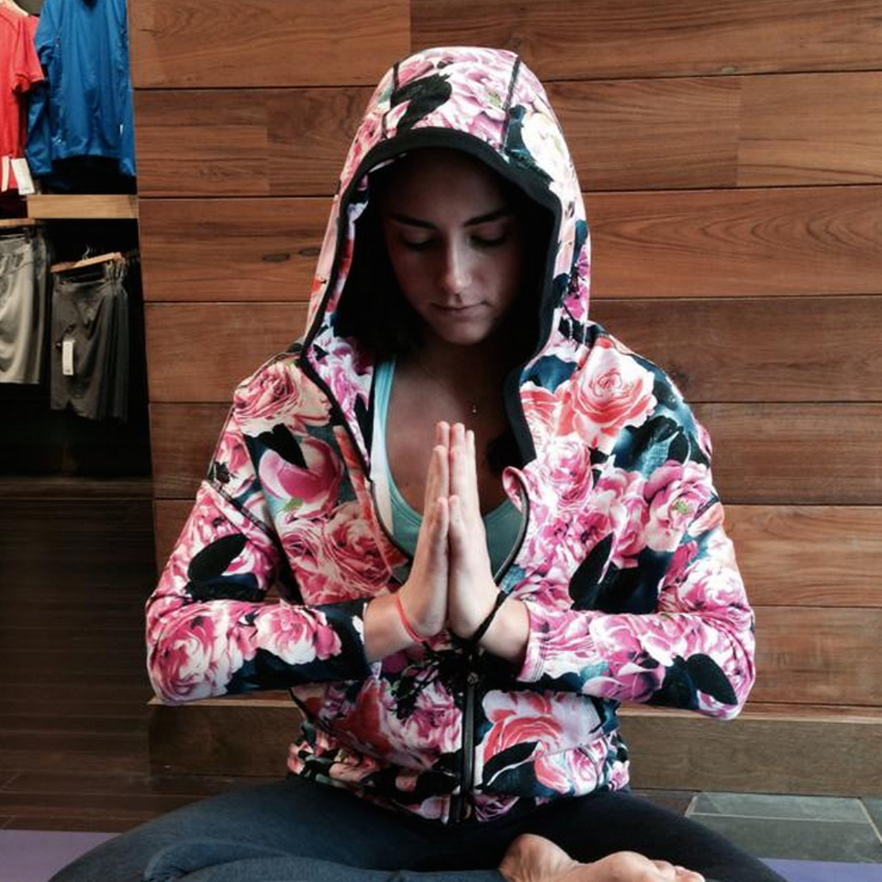 Lululemon Hold Your Om Hoodie - Secret Garden / Black