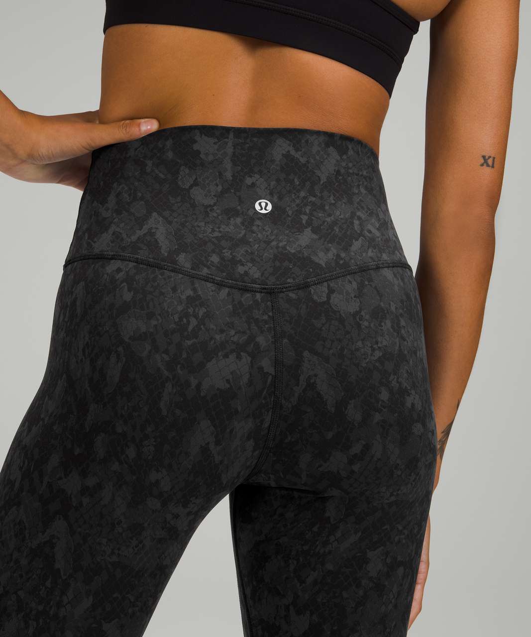 Lululemon Align High-Rise Pant 25 - Hideaway Camo Deep Coal Multi