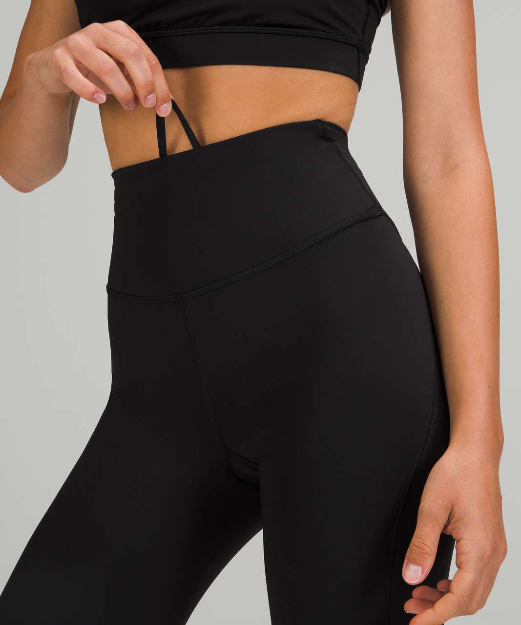 Lululemon Base Pace High-Rise Tight 28 - Black - lulu fanatics