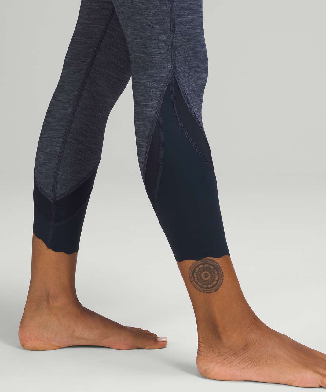 Lululemon Wunder Under Scalloped Hem High-Rise Crop 23" *Updated Full-On Luxtreme - Heathered True Navy