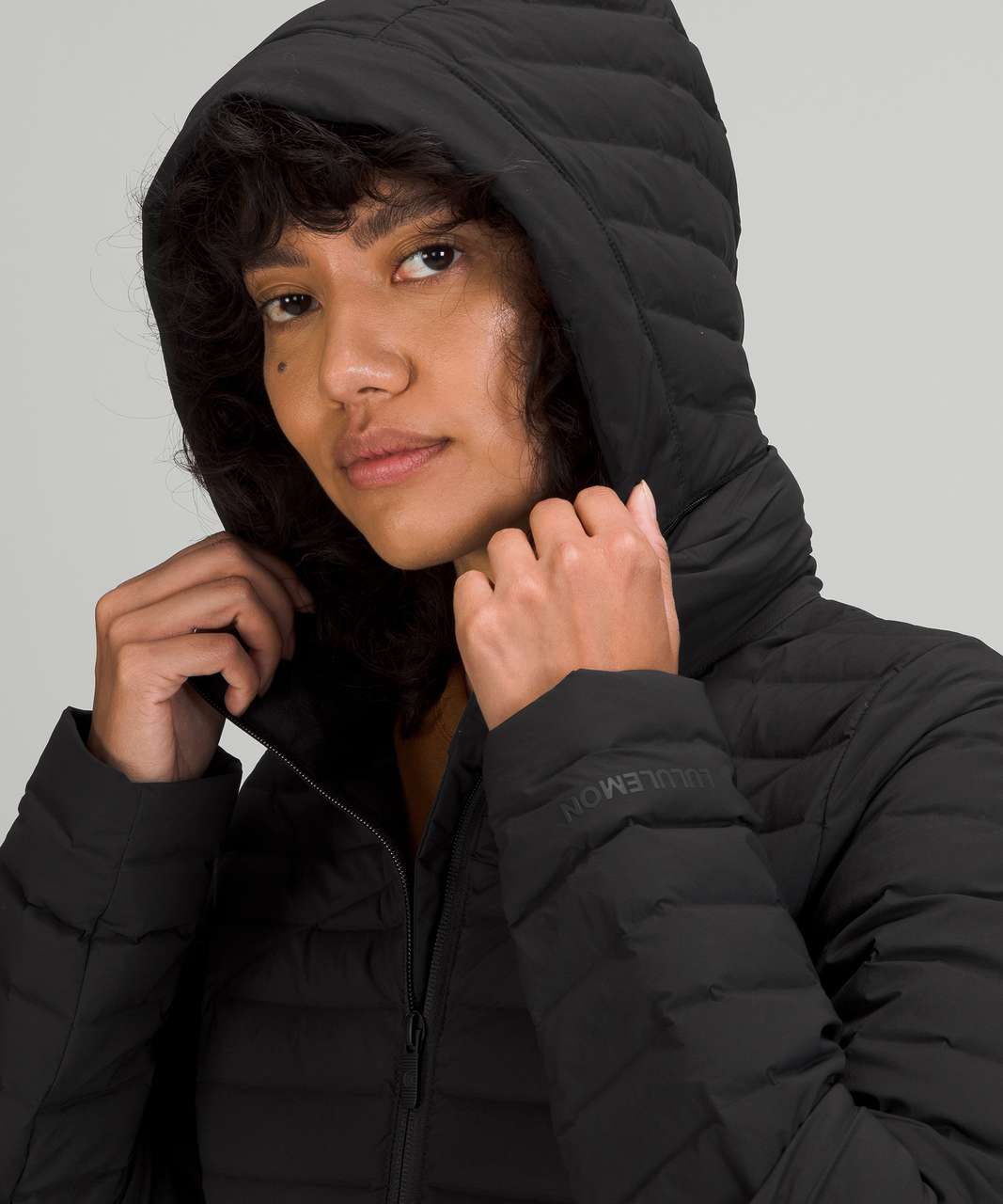 Lululemon Pack It Down Jacket Size 2 Black NWT Lightweight Down