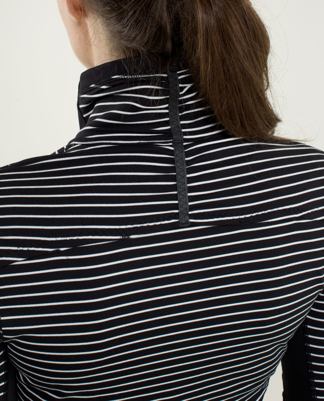 Lululemon Base Runner 1/2 Zip - Parallel Stripe Black White / Black