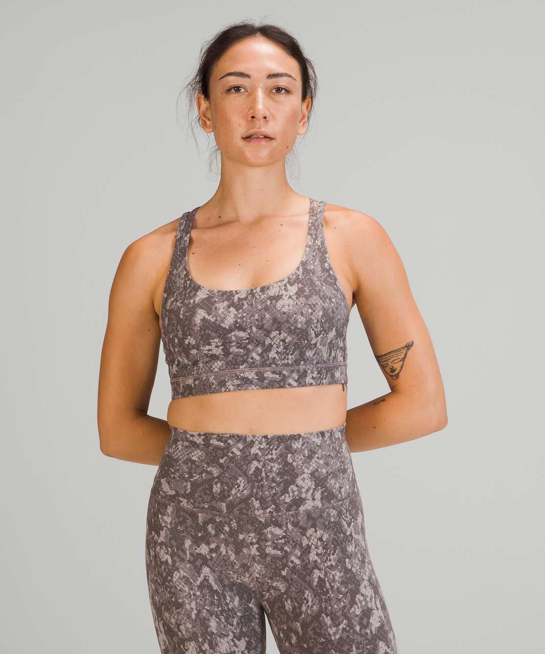 New Lululemon Sz 10 Energy Bra Long Line B-D cup Le Tiger Camo