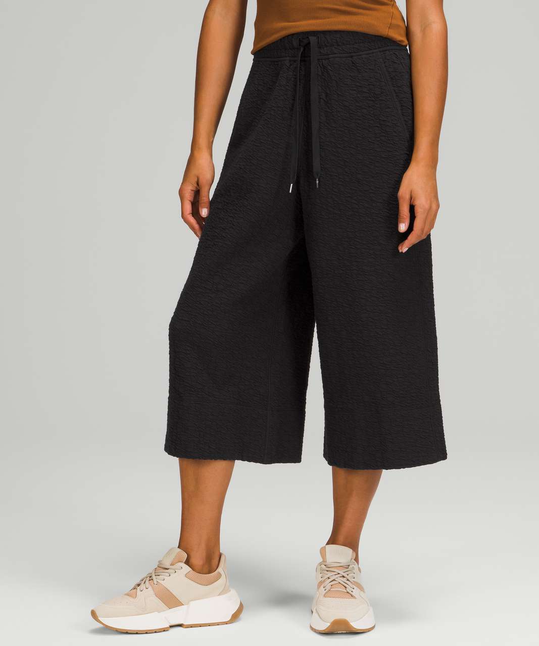 Lululemon Rippled Wide Leg Super-High-Rise Crop - Black - lulu fanatics