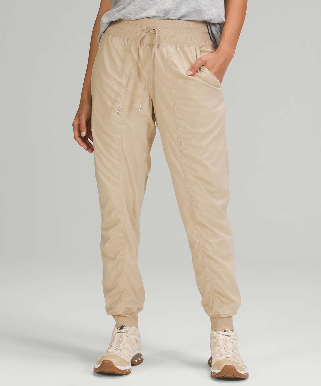 Lululemon Dance Studio Jogger *Lined - Trench