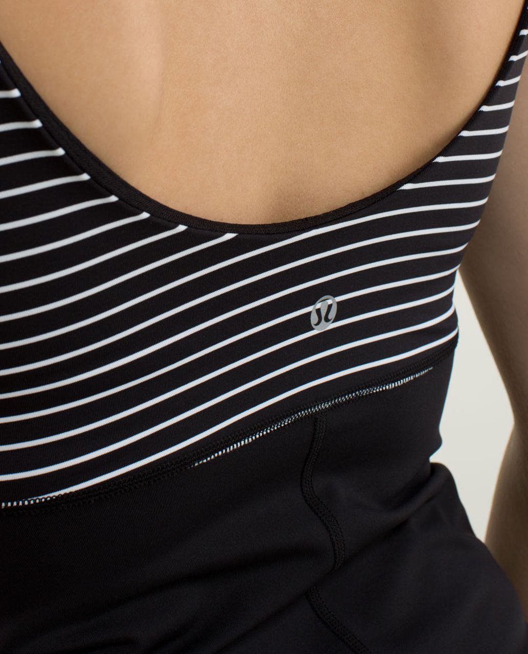 Lululemon Aria Tank II - Parallel Stripe Black White / Black