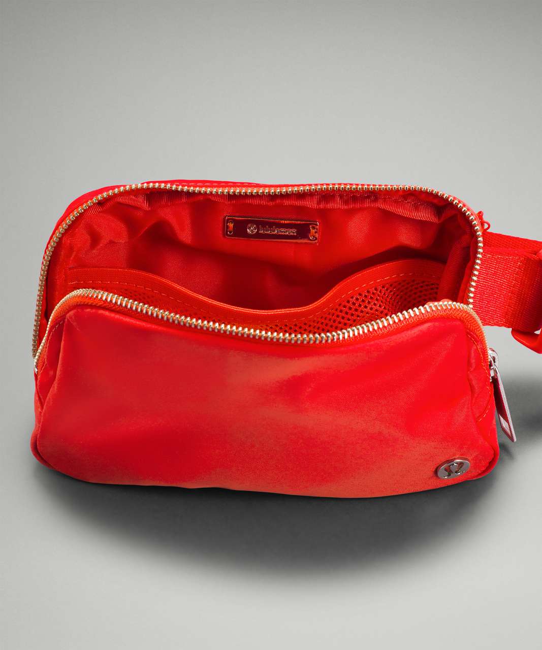 NWT Lululemon Everywhere Belt Bag Love Red