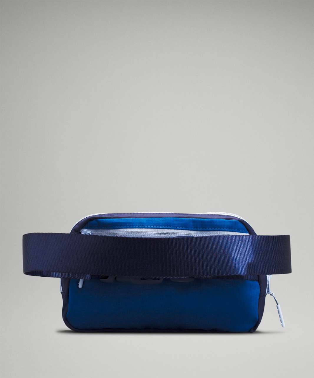 Lululemon Everywhere Belt Bag 1L - Symphony Blue / Night Sea