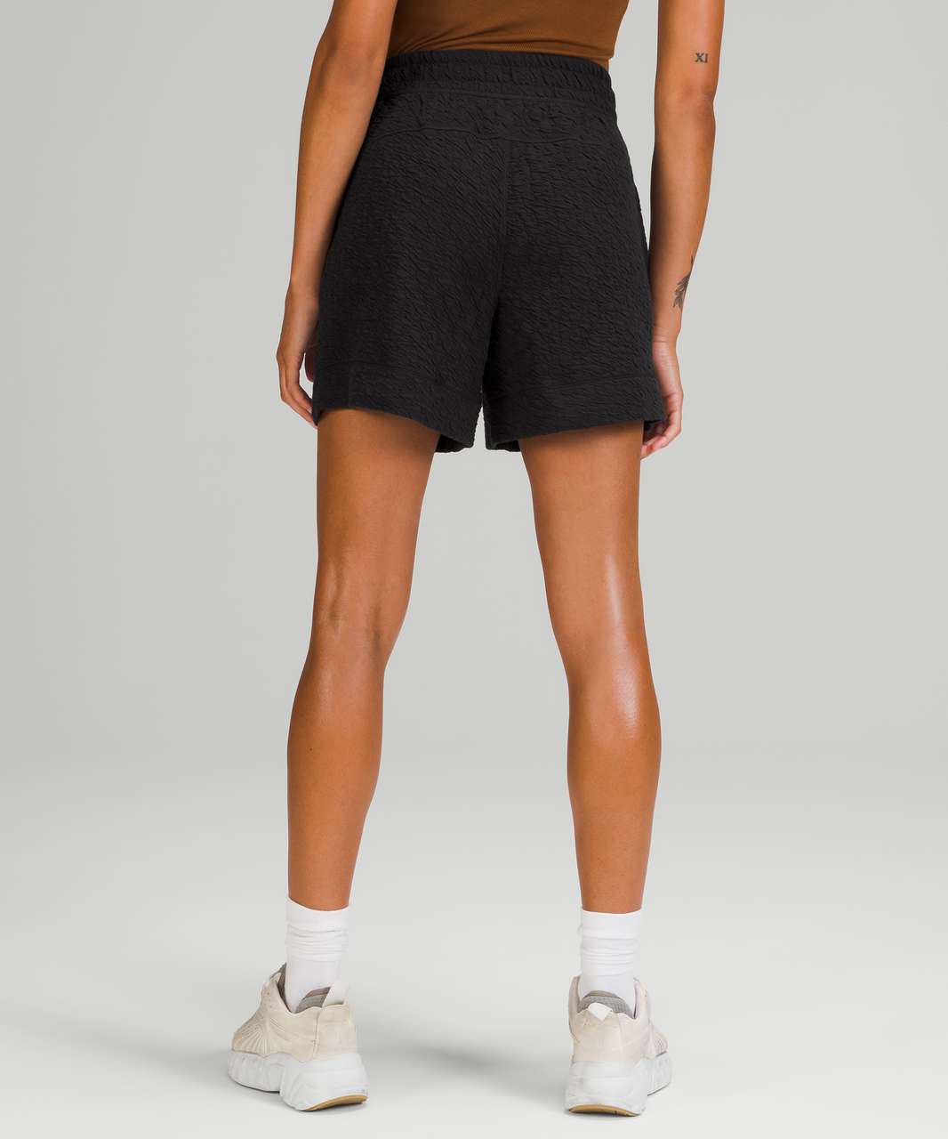 Lululemon Rippled Super-High-Rise Short 5" - Black