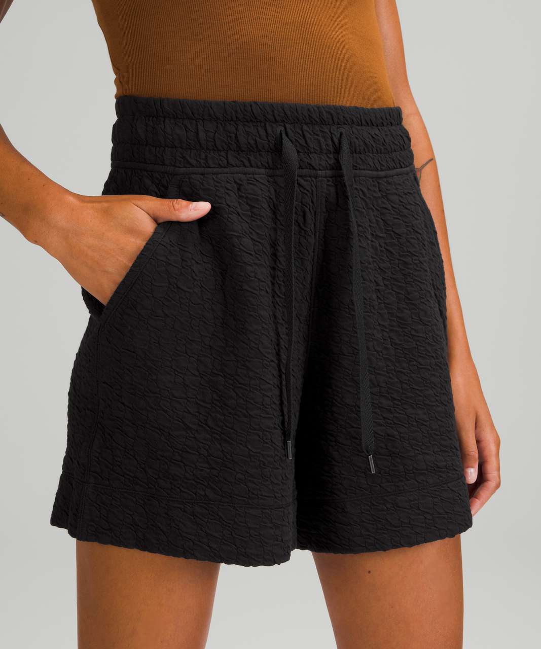 Lululemon Rippled Super-High-Rise Short 5" - Black