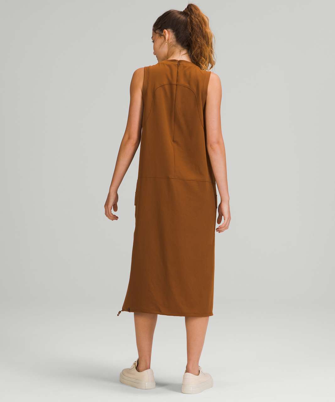 Sun-imperial Women Brown Cropped Drop Shoulder Kangaroo Pocket