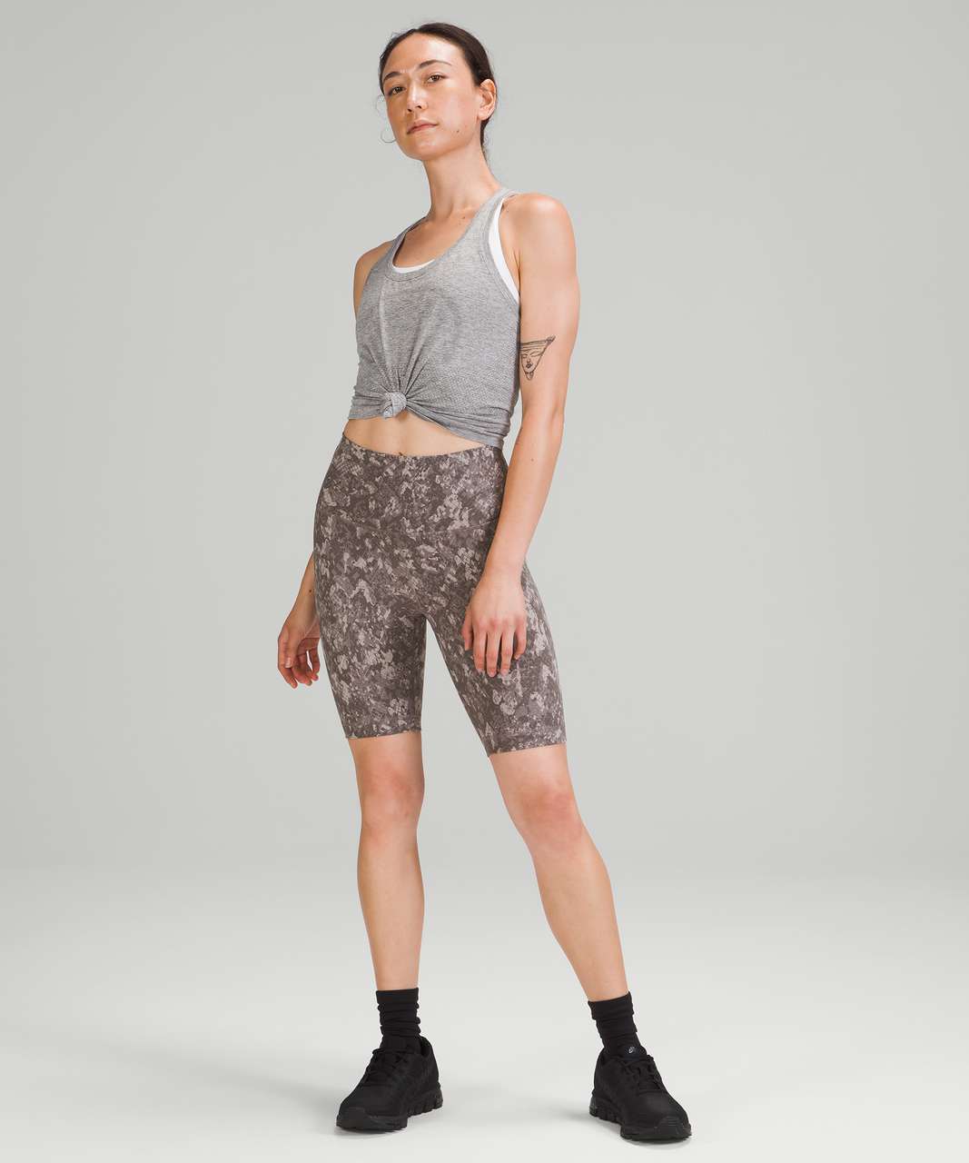 Lululemon Wunder Train High-Rise Short 8" - Hideaway Camo Lunar Rock Multi