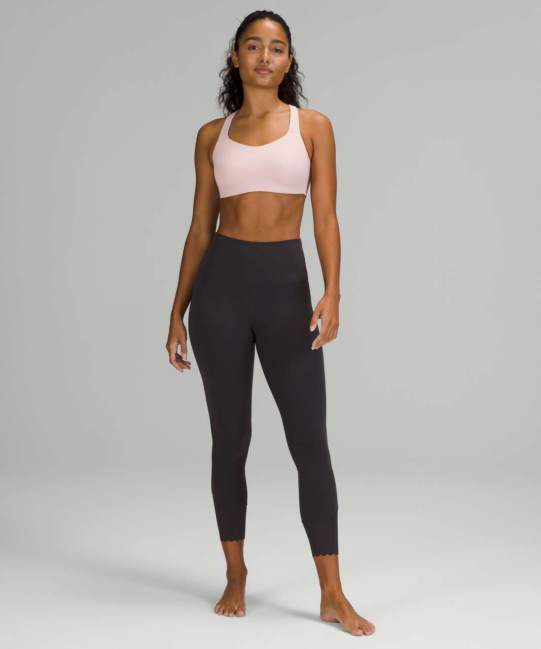 Size 4/6 (34 C)- Lululemon Adapt and Align Bra *Light Support