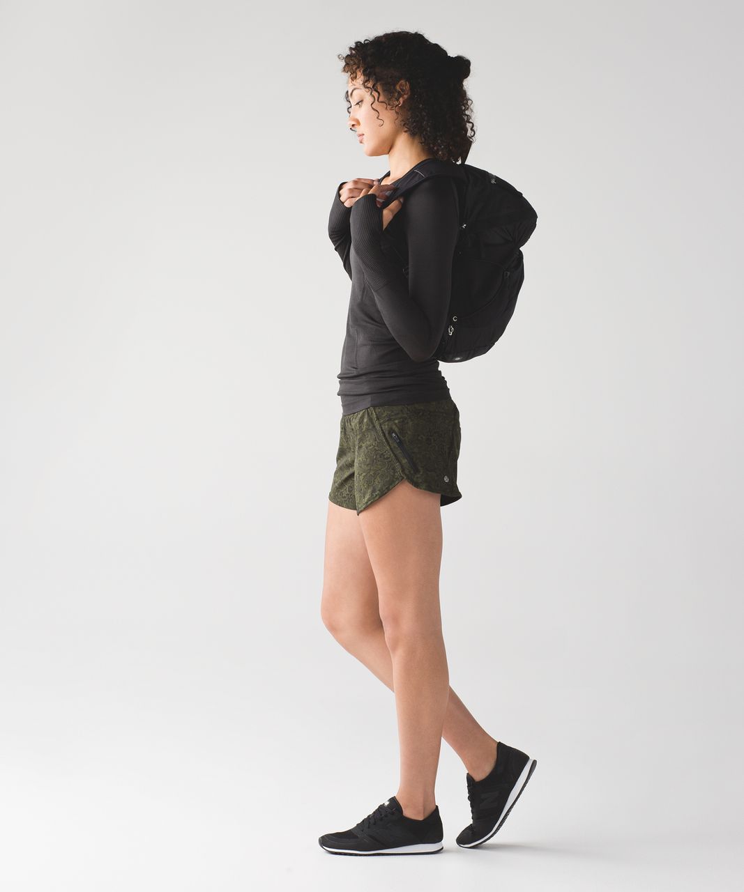 Lululemon Tracker Short IV - Mini Pencil Lace Brave Olive Black / Black