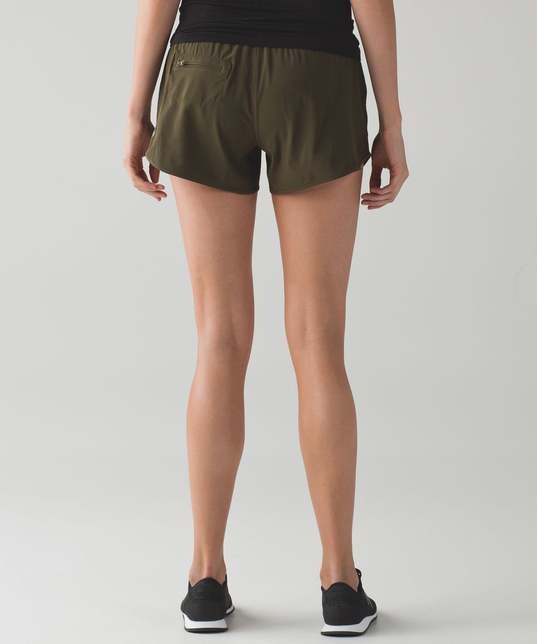 Lululemon Hotty Hot Short (Long) - Military Green