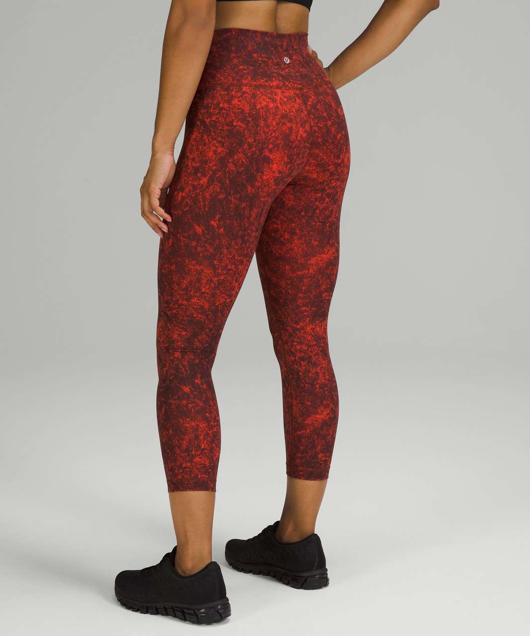 Lululemon Size 4 Wunder Train HR Tight 25 *Fade Red SRM1 Everlux