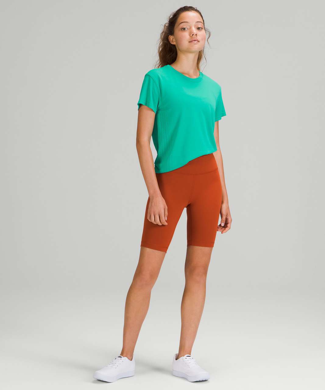 Lululemon Wunder Train Contour Fit High-Rise Short 4 - Kelly Green - lulu  fanatics