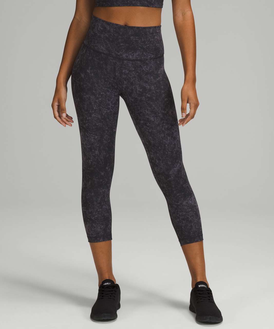 Lululemon Athletica LULULEMON Wunder Train High-Rise Crop 21 inch Sz 4, 4,  Heathered Black at  Women's Clothing store