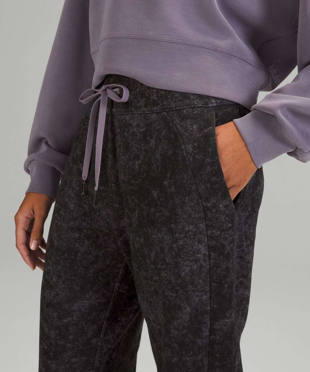 Lululemon Scuba High-Rise French Terry Jogger - Denim Wash Print Dusky  Lavender Black - lulu fanatics