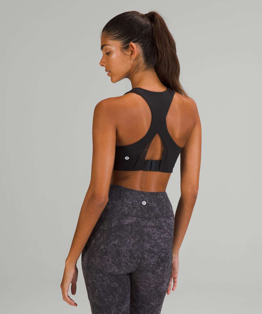 lululemon - Invigorate High Neck Bra on Designer Wardrobe