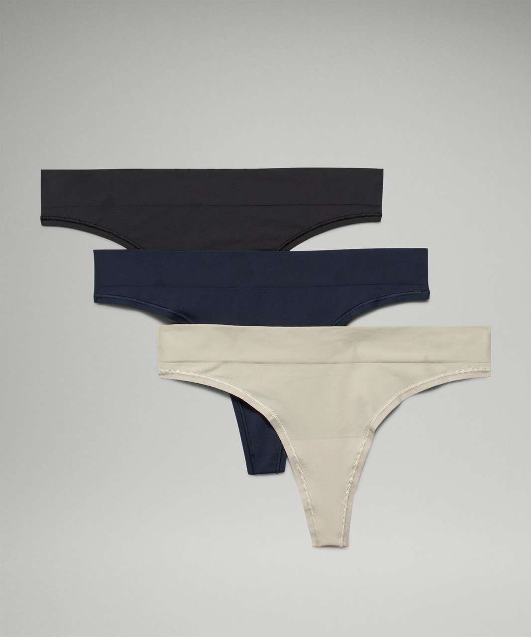 Lululemon Seamless Mid-Rise Thong 3 Pack - Black / True Navy / Light Sage