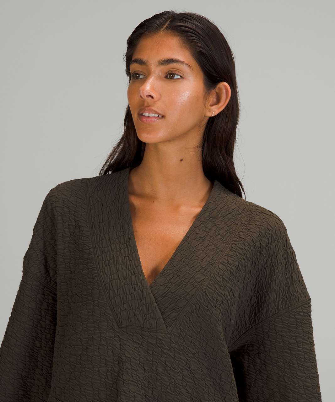 Lululemon Rippled V-Neck Pullover - Dark Olive