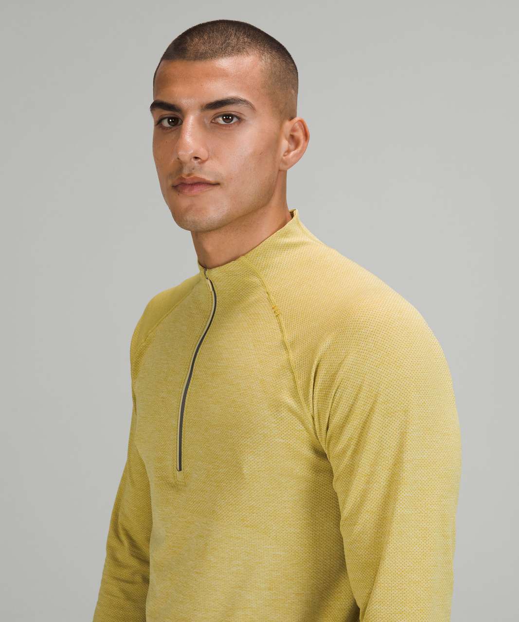 Lululemon Metal Vent Tech 1/2 Zip 2.0 - Auric Gold / Dew Green