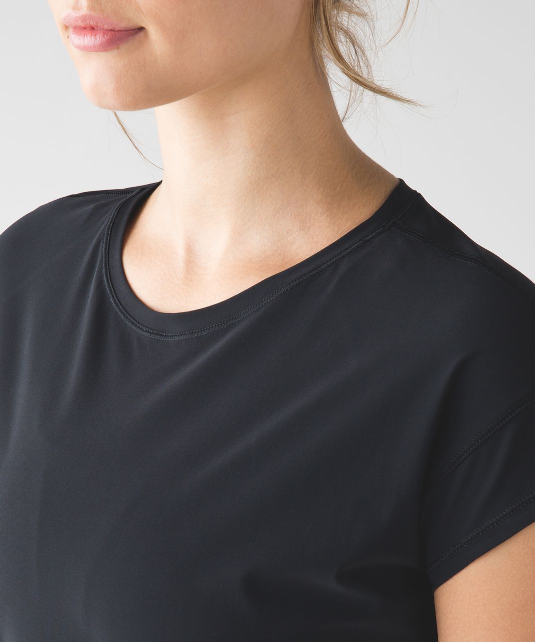 Lululemon Run Sun Seeker Tee - Black