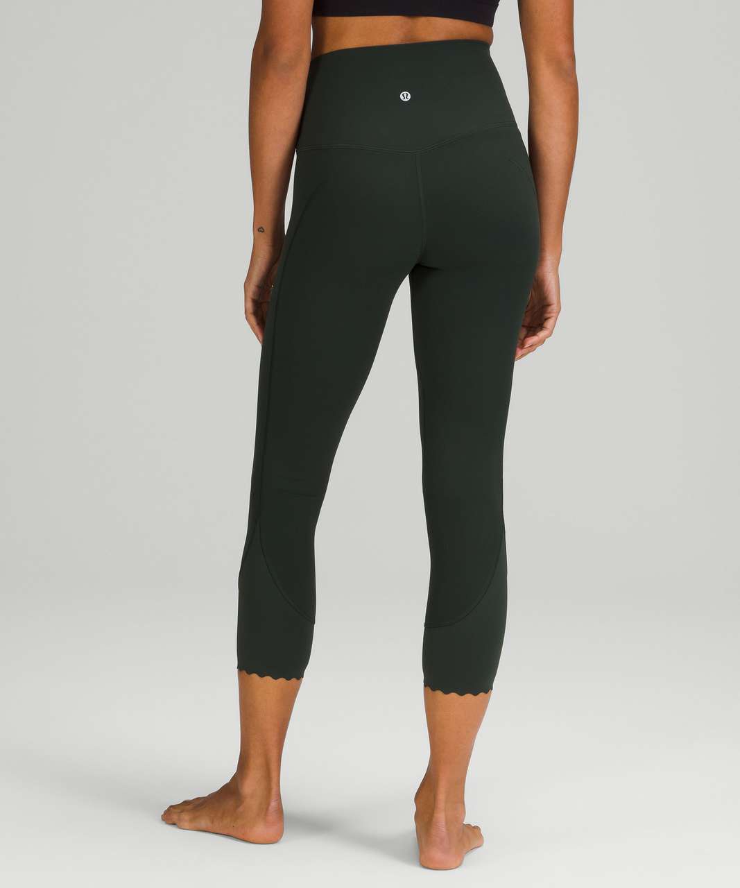 Lululemon Align Scalloped Hem High-Rise Crop 23 - Rainforest