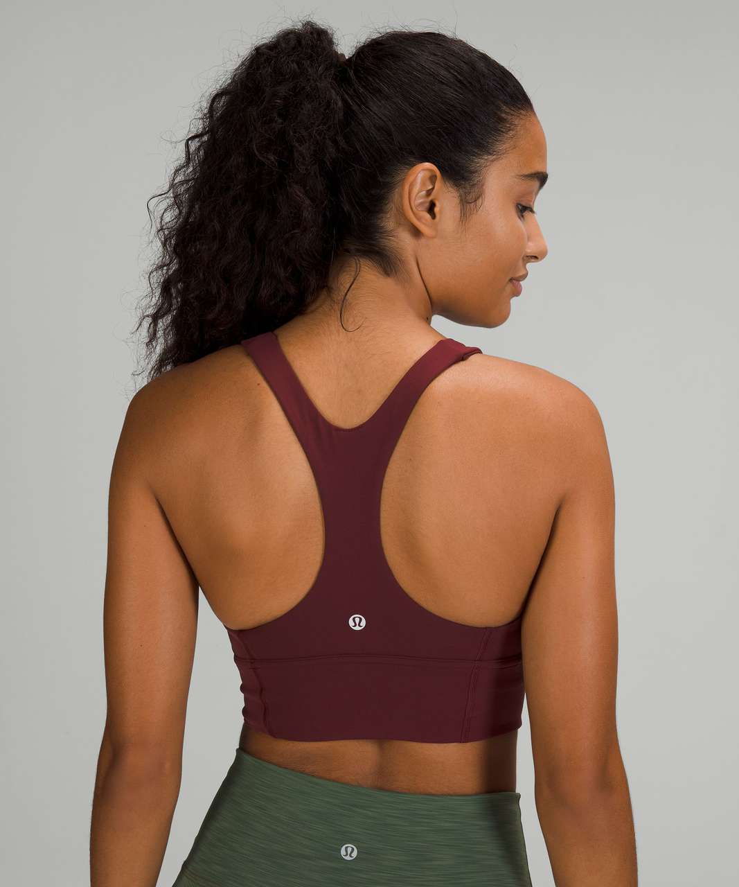 Late to the Roasted Brown train. Ribbed Nulu High Neck Yoga Bra (10) &  Wunder Train 25 in Ripened Raspberry (6). Had to size up 2 sizes in the bra  as it