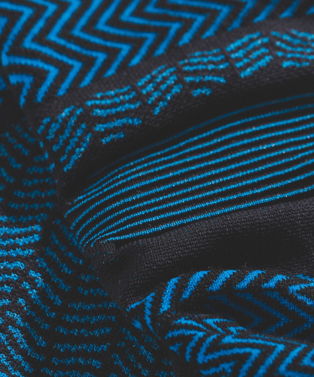 Lululemon Speed Sock (Silver) - Black / Shocking Blue / Ice Blue