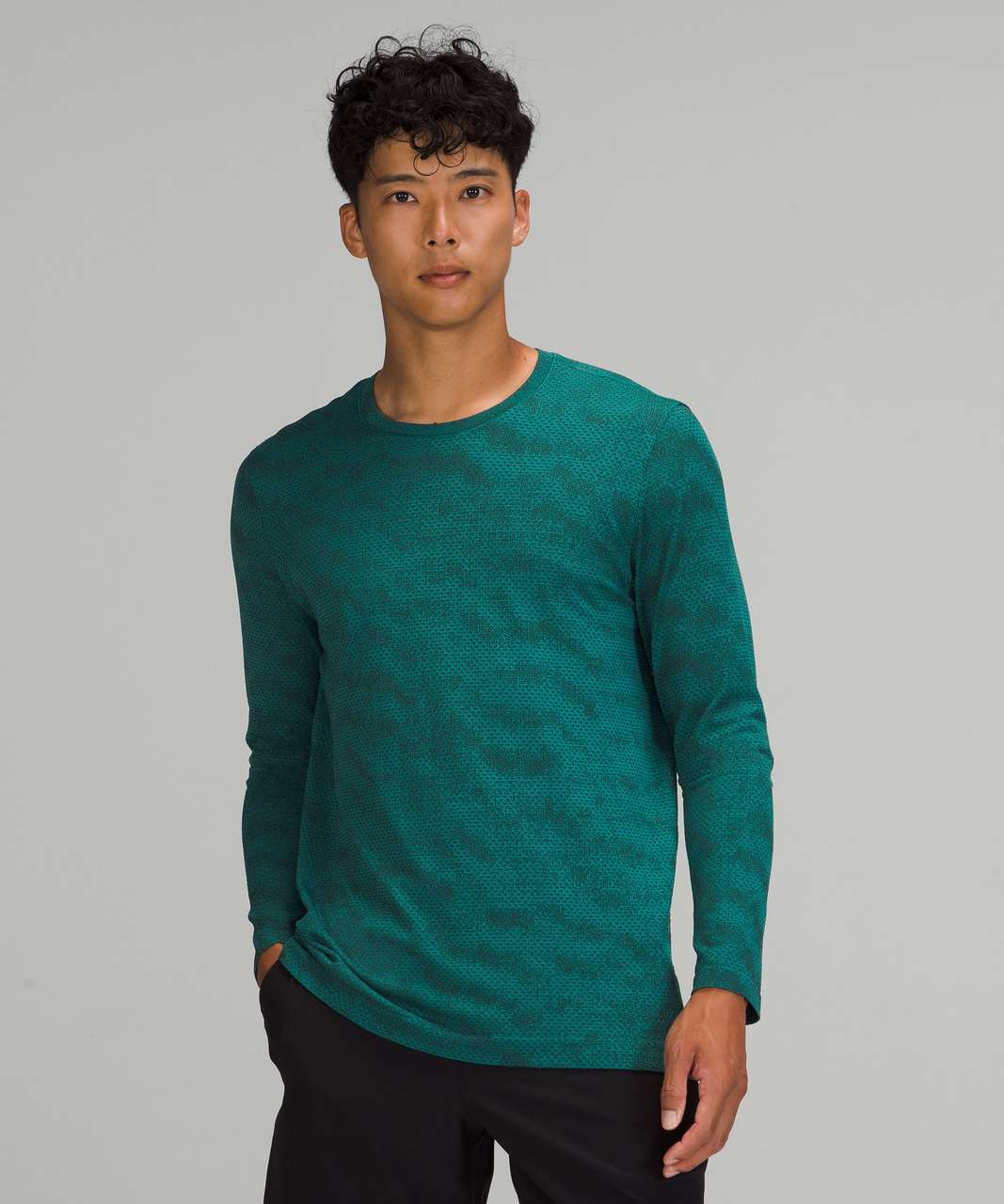 Lululemon Metal Vent Breathe Long Sleeve Shirt - Half Tone Teal Lagoon / Rainforest Green