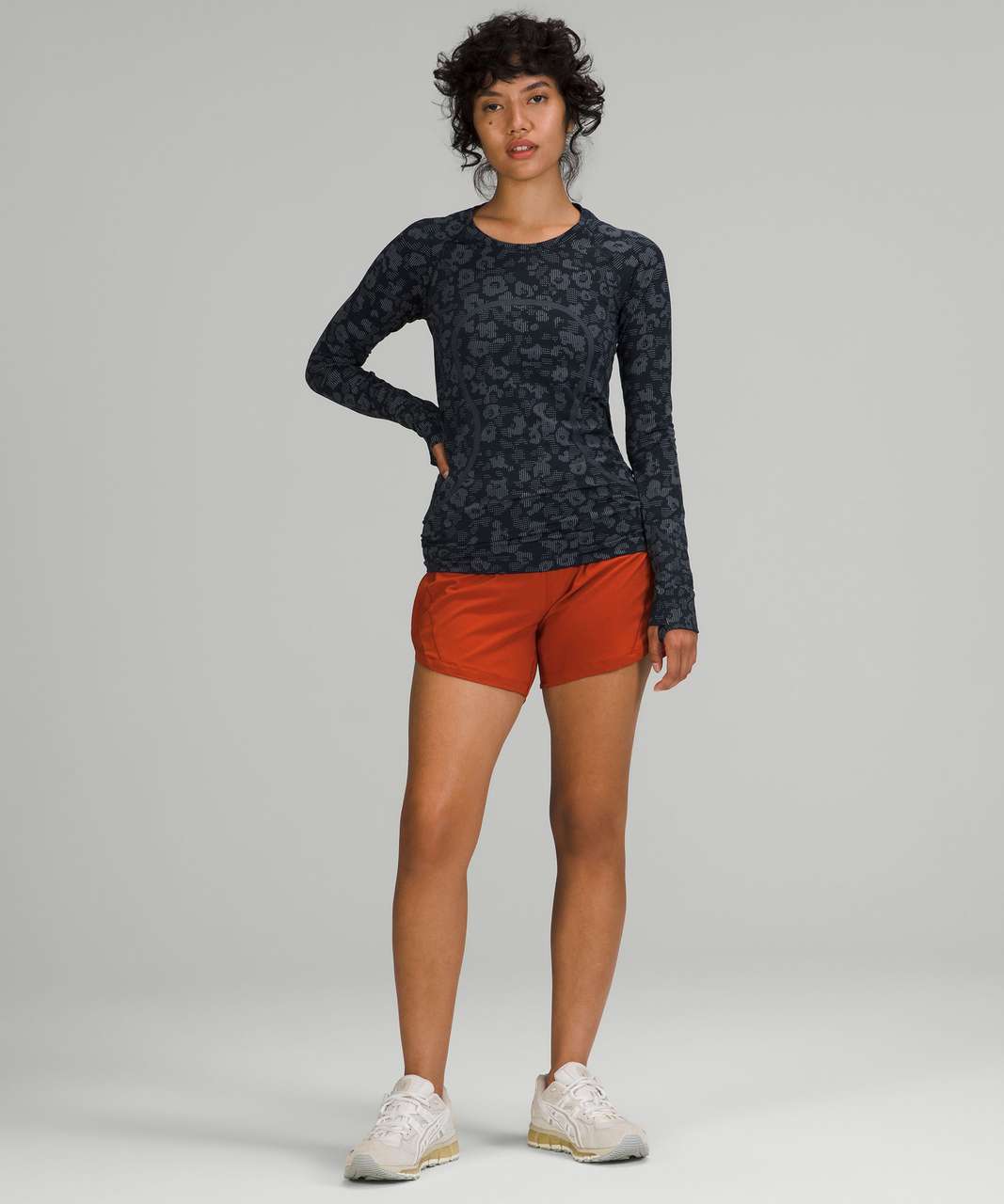 Swiftly Tech Long Sleeve 2.0, Larkspur/True Navy