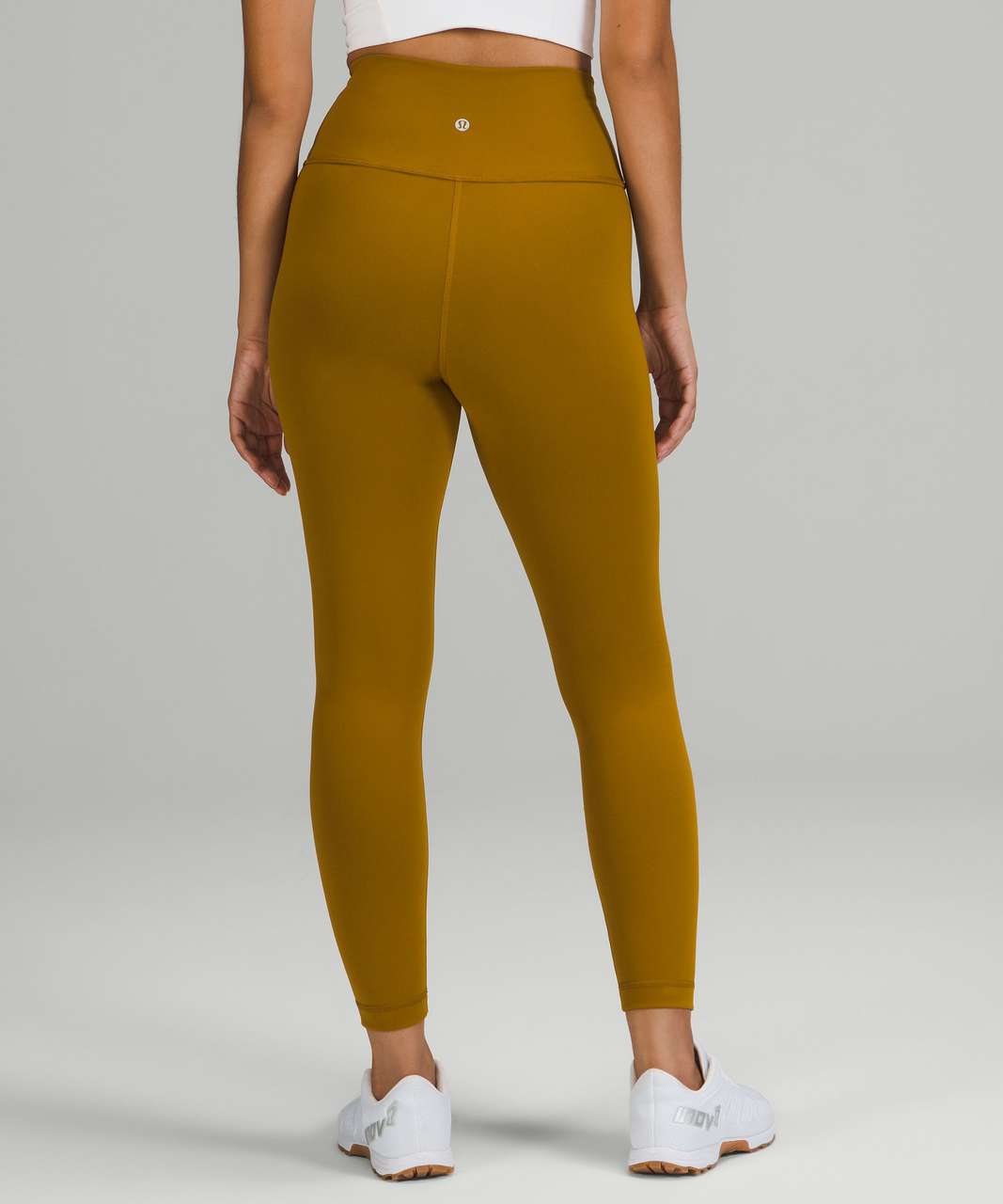 Speed Wunder MR Tight 28” blk/blk/gold purchased during the sale : r/ lululemon