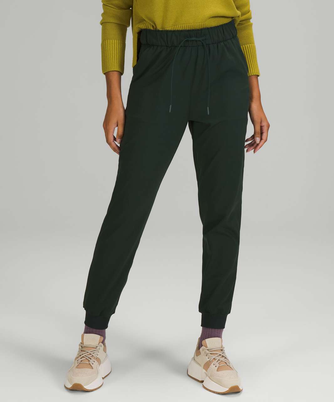 Lululemon Stretch High-Rise Jogger Full-Length Green Size 10 - $53