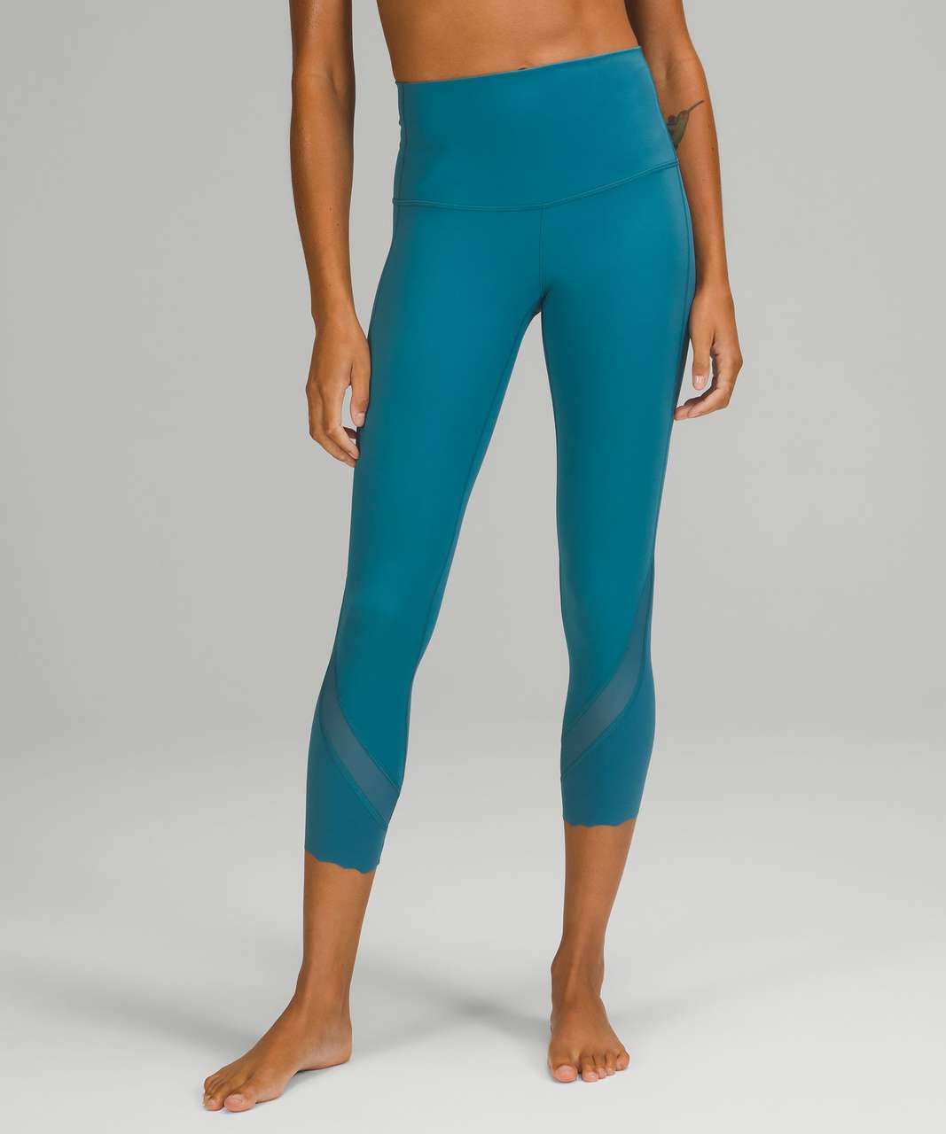 Lululemon Wunder Under Scalloped Hem High-Rise Crop 23 - Capture Blue -  lulu fanatics