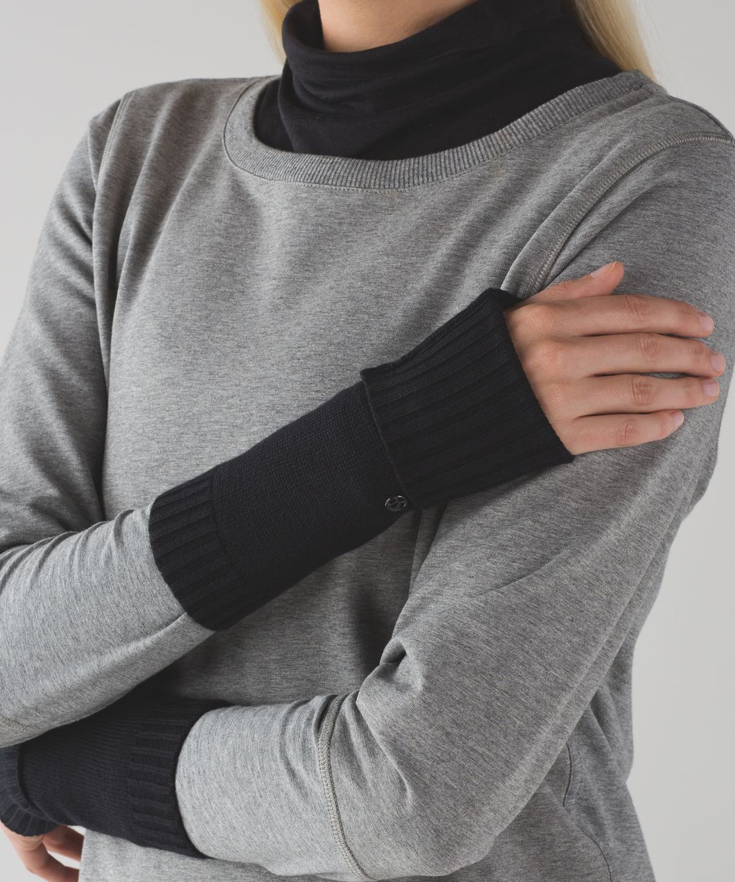 Lululemon Mantra Hand Warmers - Black