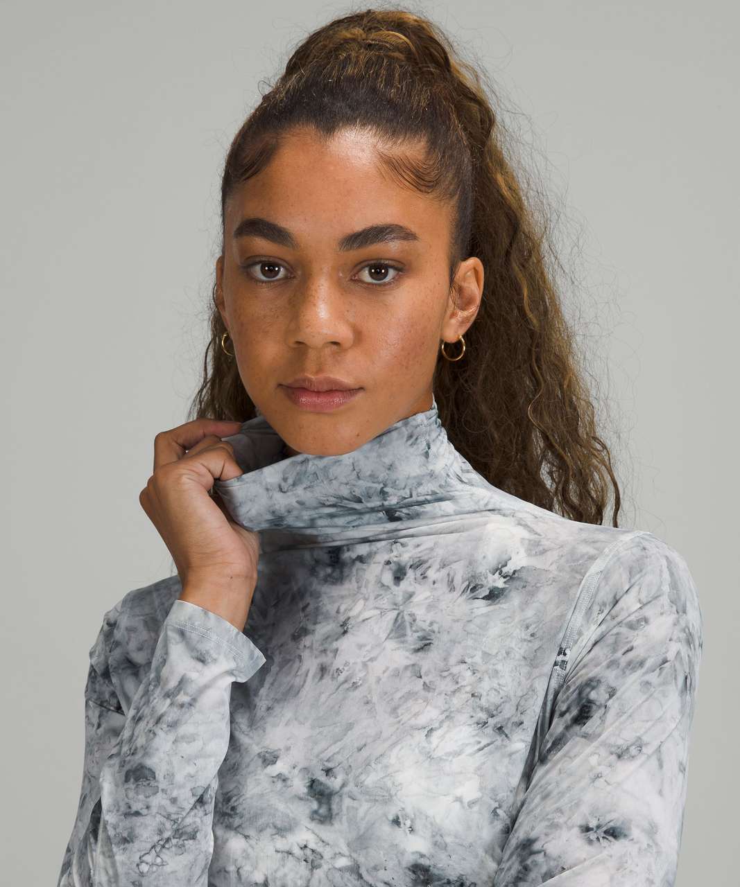 Lululemon Hold Tight Turtleneck - Aquila Rhino Grey Multi