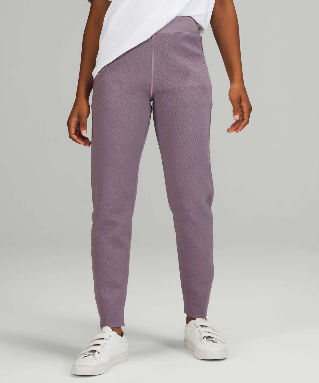 Lululemon ready to rulu high rise jogger in dusky lavender