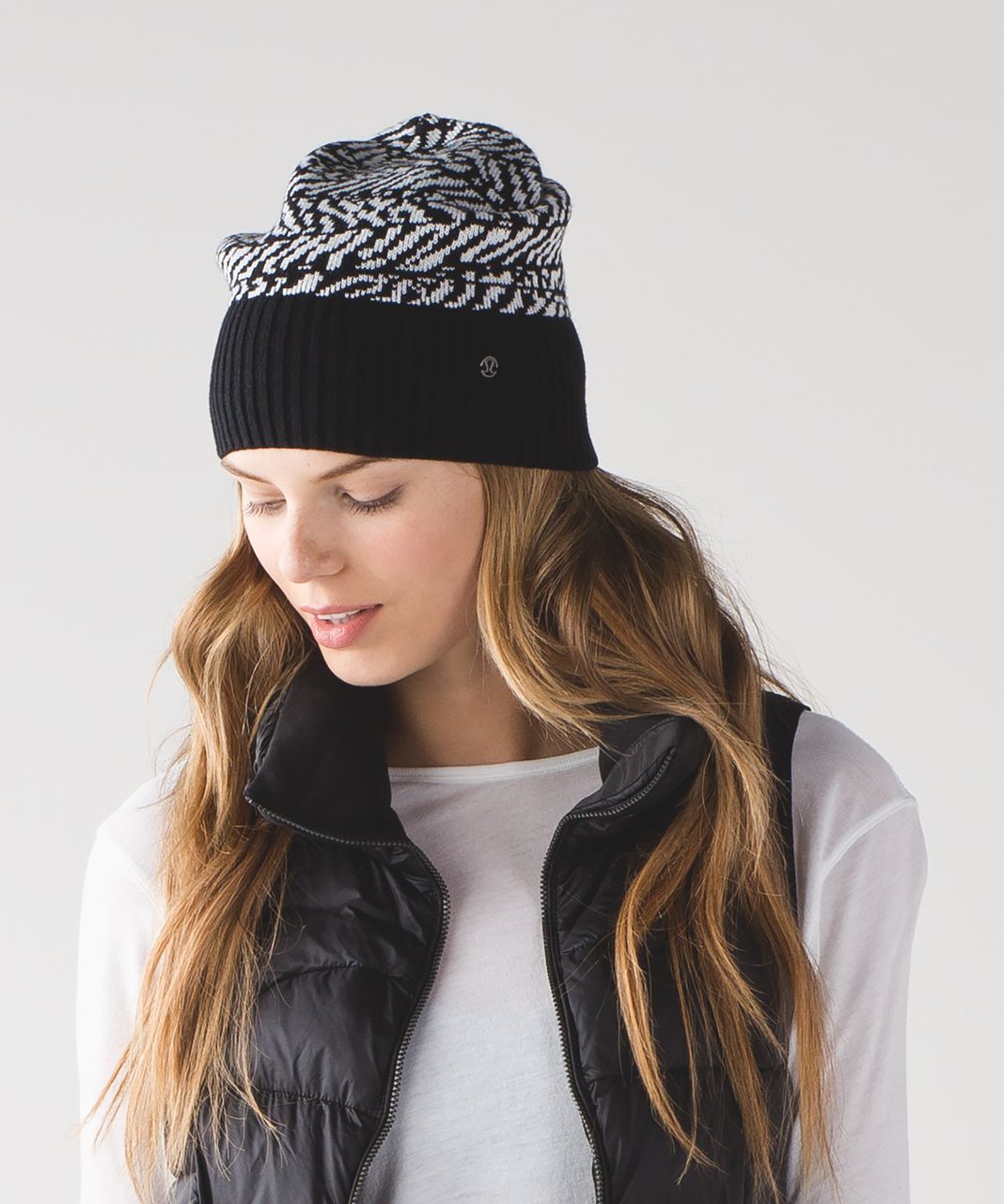 Lululemon Mantra Toque - Trax White Black