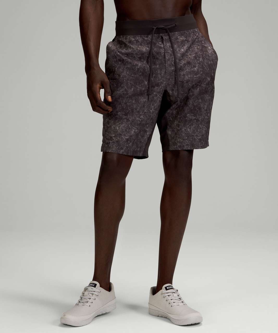 Lululemon T.H.E. Linerless Short 9" - Gravel Dust Black Granite Multi