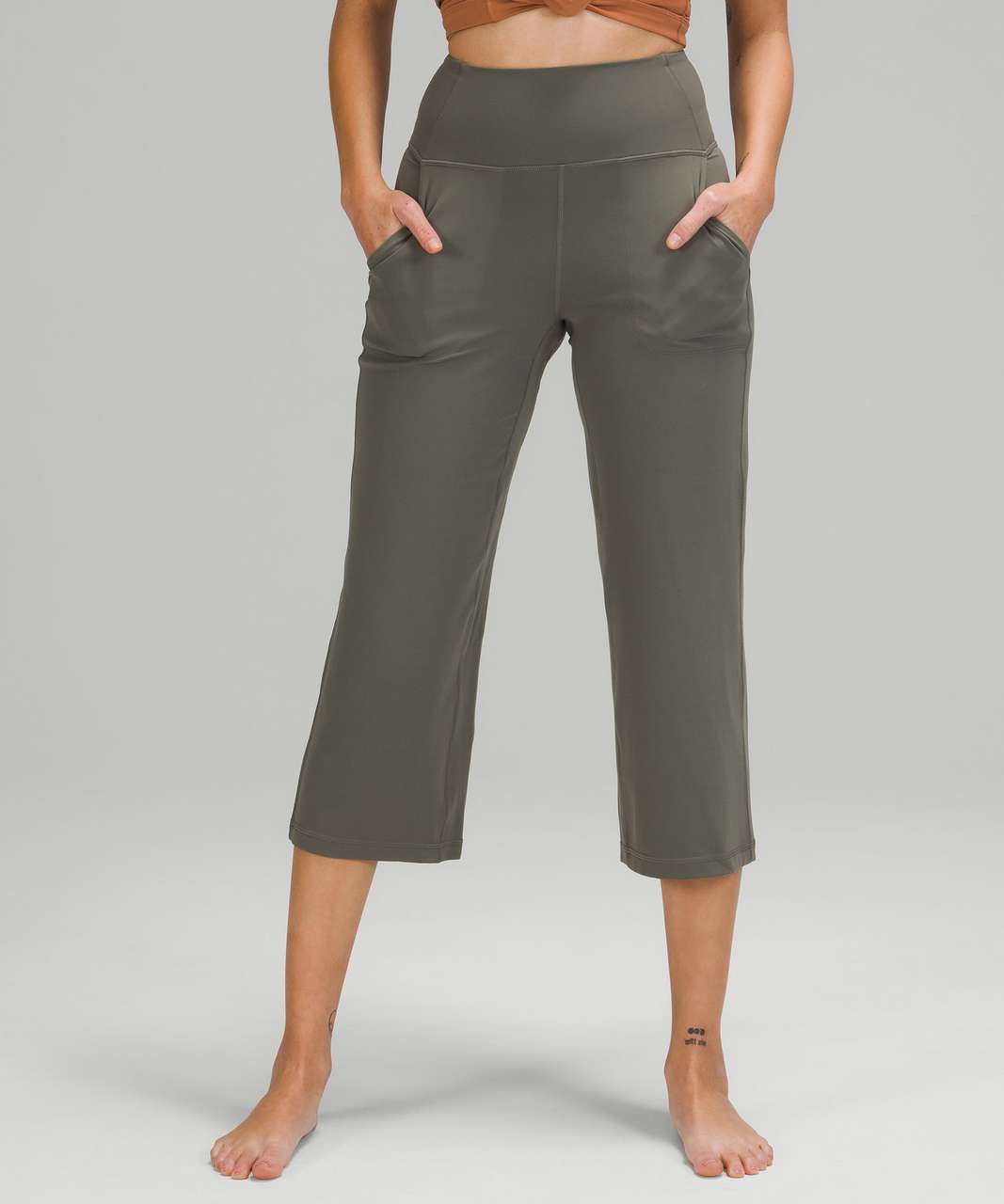 Lululemon Align Wide Leg Super-High-Rise Crop *23 - Rhino Grey - lulu  fanatics