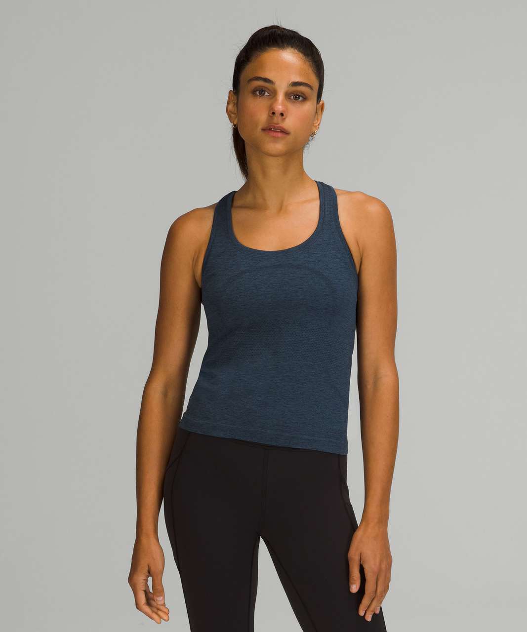 Carbon 38 Women's Blue Athletic Cropped Racer BAck Tank Top