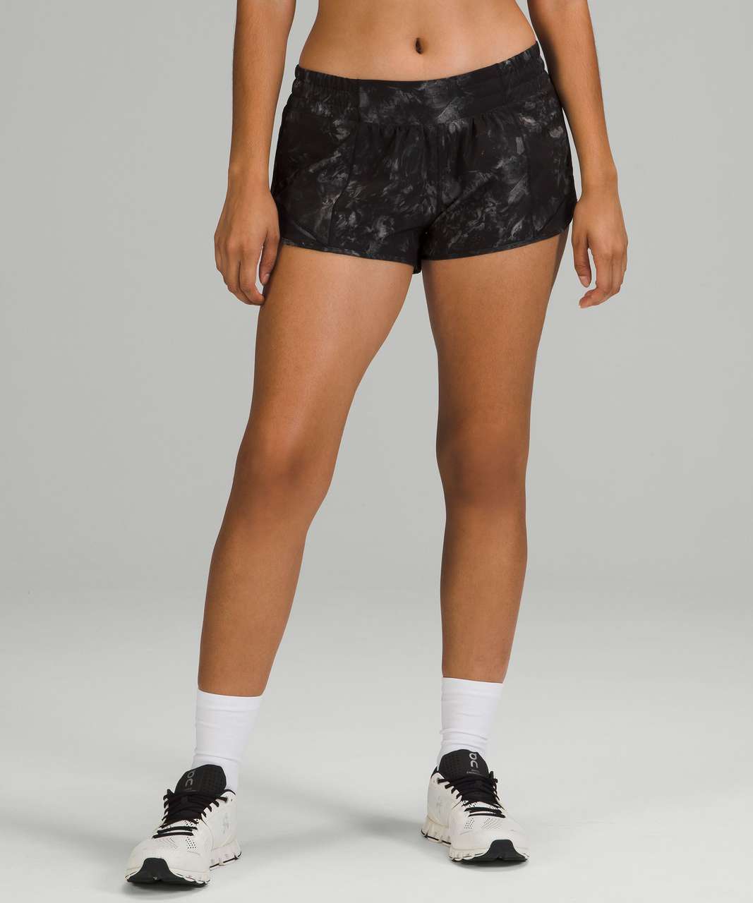 Lululemon Hotty Hot Low-Rise Lined Short 2.5" - Aquila Black Multi / Black