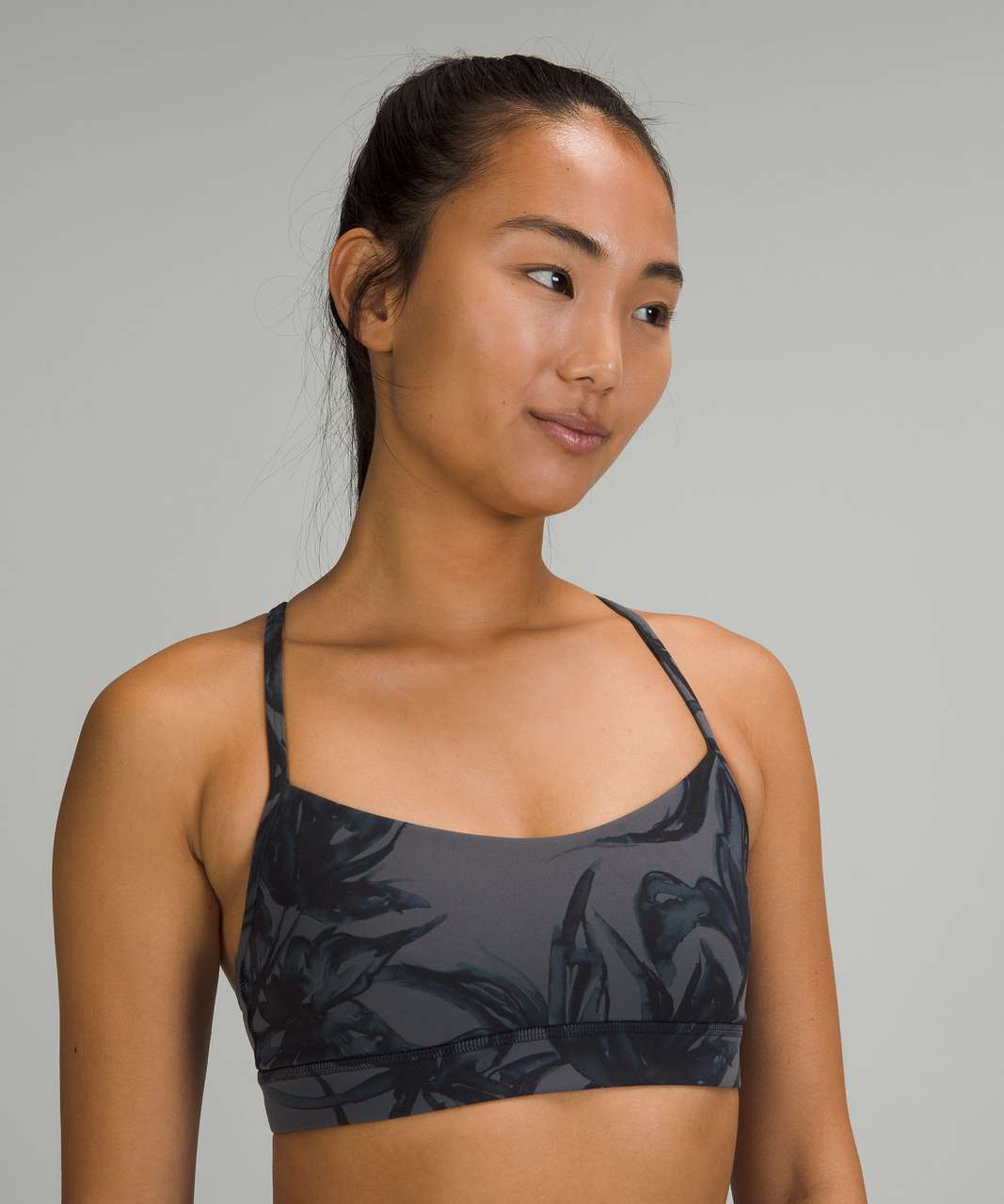 Lululemon Sports Bra 4 Flow Y Nulu Light Support Wireless Water