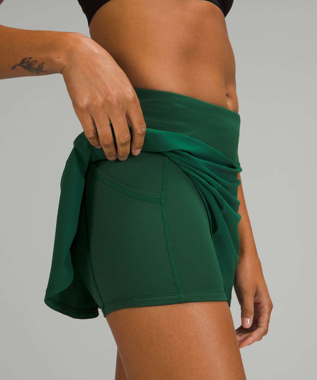 Lululemon Play Off the Pleats Mid-Rise Skirt - Everglade Green