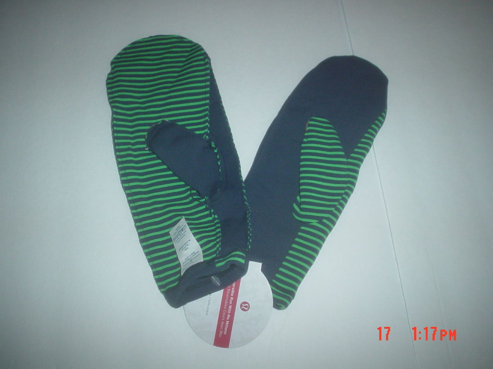 Lululemon Run With Me Mittens - Hyper Stripe Green Bean / Inkwell