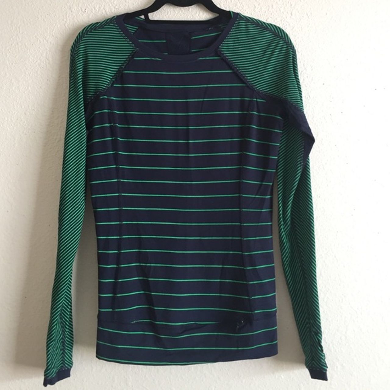 Lululemon Full Tilt Long Sleeve - Slalom Stripe Inkwell / Hyper Stripe Green  Bean / Inkwell - lulu fanatics