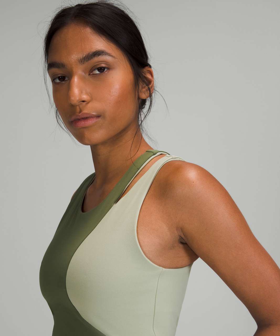 NWT Lululemon Shoulder Cut Out Yoga Tank Top Size 6 Kohlrabi Green