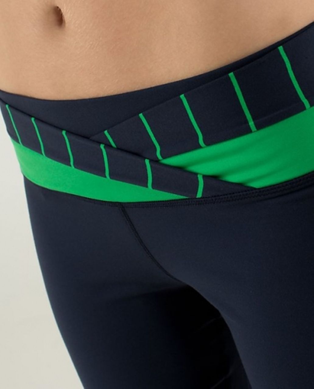 Lululemon Dharana Crop - Inkwell / Slalom Stripe Inkwell / Green Bean